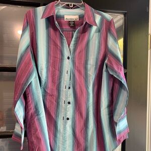 VINTAGE Vibrant button up